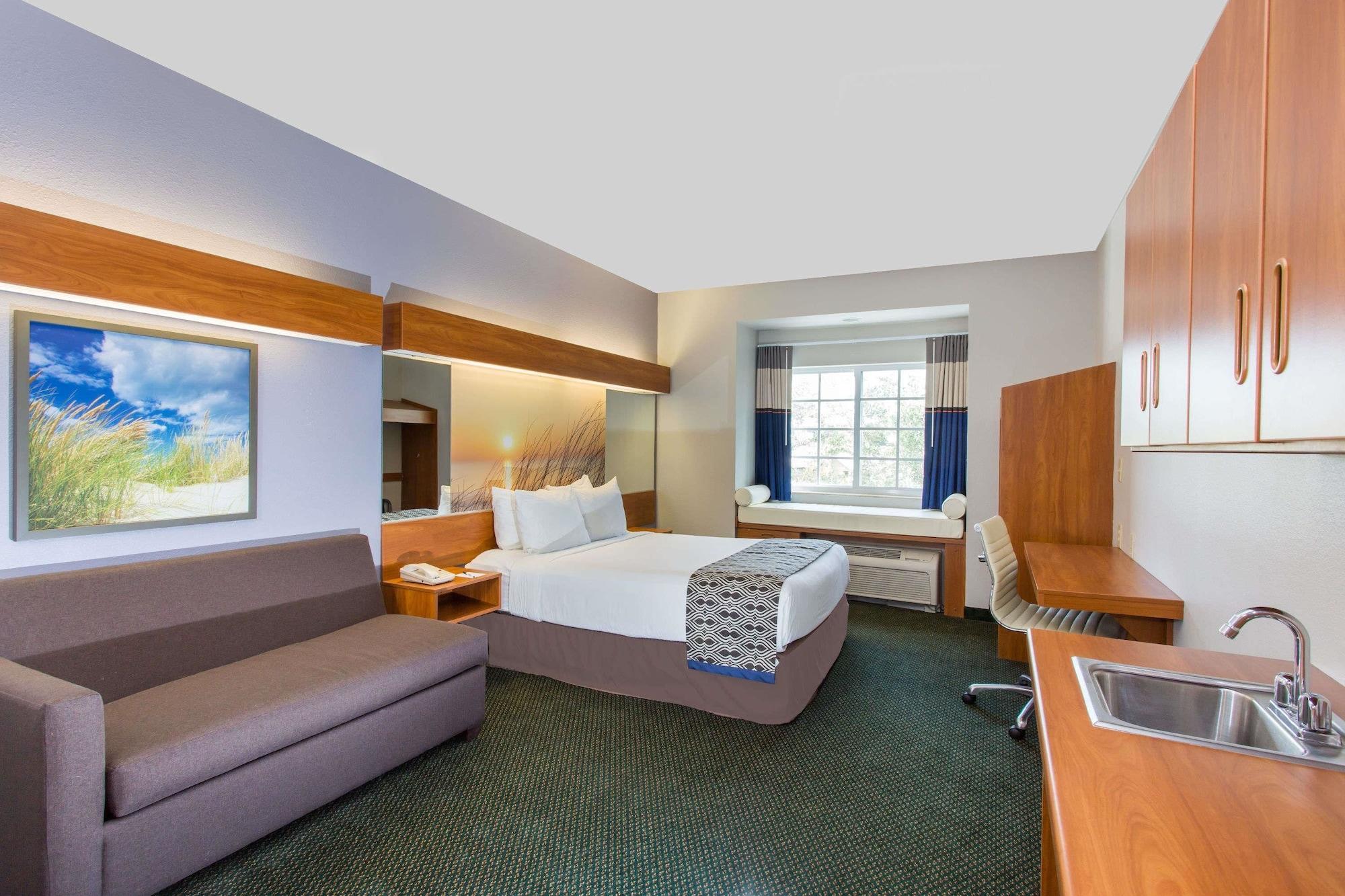 Microtel Inn & Suites By Wyndham Port Charlotte Punta Gorda Екстериор снимка